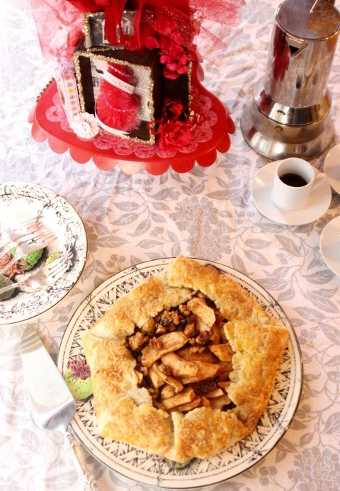 apple walnut crostata served with coffee
